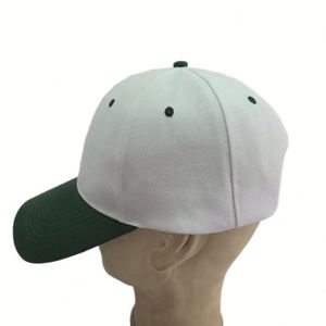 Casquette de baseball classique à 6 panneaux, chapeau de sport réglable pour hommes et femmes - Product Image 4