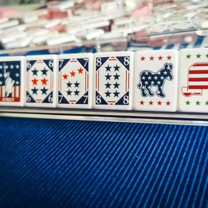 Nuevo Juego de Mahjong Americano Moderno con Temática 'Once Upon a Time America', Hecho a Mano en Acrílico, Ecológico, Portátil, para Regalo - Product Image 1