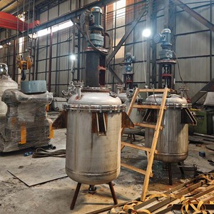 Reactor de Acero Inoxidable Calentado para Línea de Producción de Resina - Product Image 1