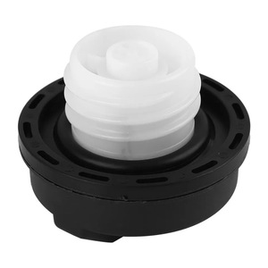 Tapa de Combustible con Cerradura 77300-47020 para Chevrolet GMC Toyota Tacoma, de Plástico con Llave - Product Image 4