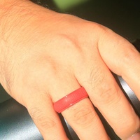En gros sur mesure pour hommes bague de mariage en silicone