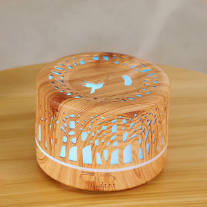 Diffuseur d'arômes à effet bois 700 ml, humidificateur ultrasonique avec motif d'oiseaux de la forêt, pour usage domestique - Product Image 1