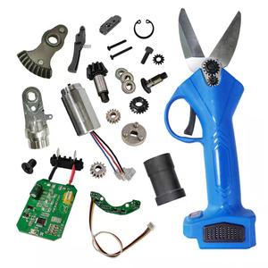 6-Inch Electric Cordless <b>Telescopic</b> Pruning Shears Pole <b>Tree</b> <b>Pruner</b> Stainless Steel Blade 0-30mm Cutting Capacity Right-Handed - Product Image 1