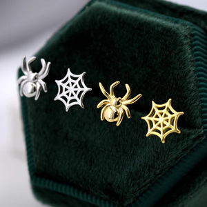 Orecchini a Ragnatela di Halloween per Donne, Gioielli Chic in Metallo alla Moda - Product Image 1