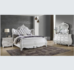 Modern Luxury 4 Pc Queen Bedroom Set with Solid Wood Construction <b>Storage</b> <b>Dressing</b> <b>Table</b> in Pearl White - Product Image 1