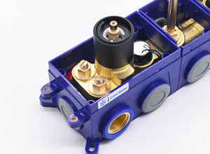 زر ضغط نحاسي أسود ذو اتجاهين مخفي ، دش متعدد الوظائف مع LED ، - Product Image 3