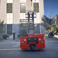 Chariot élévateur électrique tout-terrain 2 tonnes à batterie lithium 2000 kg pour entrepôt et terrains accidentés
