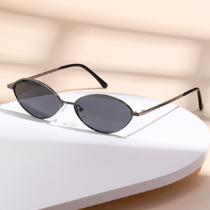 CONCHEN High Quality New Arrival Luxury Ladies Oval Stainless Steel Frame Trendy Polarized Glasses OEM/ODM Women <b>Sunglasses</b> - Product Image 4