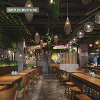 Ensembles de meubles de restaurant BFP, table et chaises en bois pour projets personnalisés à usage commercial