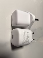 Cargador PD de 20W con Enchufe UK, Molde Privado de Tamaño Pequeño, Precio de Fábrica, Venta en Línea, 5V3A 9V2.22A 12V1.67A, Cargador Rápido USBC