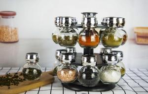 Offre Spéciale : 16 Bouteilles à Épices Modernes en Métal Rotatives avec Support de Rangement en Plastique pour Restaurants et Bars - Product Image 2