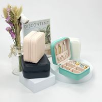 Boîte à bijoux artisanale, mini boîte de rangement en cuir pour bijoux, organiseur de maquillage de voyage, boîte à bijoux en simili cuir personnalisée avec logo