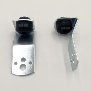 Support de <span class=keywords><strong>plafond</strong></span> <span class=keywords><strong>acoustique</strong></span> anti-vibration moderne AH300 pour poutres en bois avec caractéristiques ignifuges et antirouille et garantie de 5 ans - Product Image 2