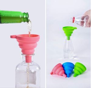 Collapsible <b>Silicone</b> Funnel Foldable Kitchen Gadget <b>Liquid</b> Oil Water Bottle Filling Transfer Funnel - Product Image 4
