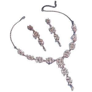2025 New Exquisite Fashion High Quality Gold Toned Floral <b>Bridal</b> Jewelry Crystal Leaf <b>Necklace</b> Earring <b>Set</b> for Special Events - Product Image 1