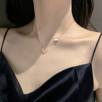 Collier papillon au design coréen et japonais, chaîne de clavicule pour femme, collier simple en acier inoxydable, élégant et tendance