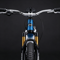Vélo de montagne élégant à suspension intégrale avec cadre en aluminium bleu-blanc dégradé, freins à disque hydrauliques, 10 vitesses, roues de 27,5 pouces