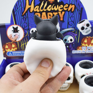 Tazza Creativa di Halloween a Forma di Teschio con Fantasmi e Pipistrelli, Giocattolo Antistress in Gomma per Scherzi Divertenti - E-commerce Transfrontaliero - Product Image 4