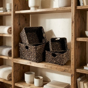 Ensemble de paniers de rangement tressés brun foncé en jacinthe d'eau, organisateur de placard et étagère avec poignées intégrées - Product Image 1