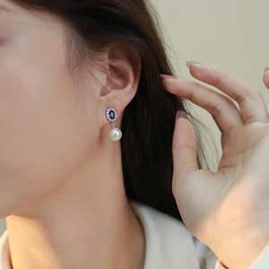 WENCHI ต่างหูหยดน้ำประดับเพทายสีน้ำเงินและมุกธรรมชาติ เครื่องประดับแฟชั่นสุดหรู - Product Image 4