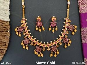 Elegant Antique Kemp Matte Gold Necklace <b>Choker</b> Style with Gold Clustered <b>Pearls</b> Ideal for Traditional and Designer Jewelry - Product Image 3