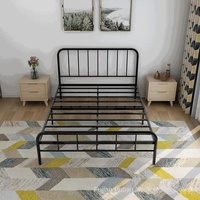 Lit de dortoir pliable moderne et simple 1,5 m/1,8 m, cadre en fer épaissi, lit double durable avec revêtement en tissu pour hébergement familial