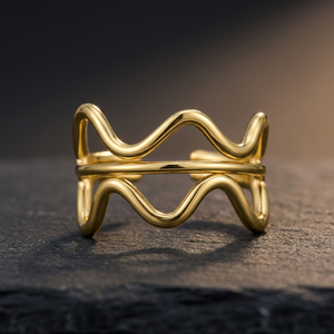 Anillo de Latón Vintage con Baño de Oro de 18K, Diseño Liso con Incrustaciones, Joyería de Moda Unisex para Niños, Regalo con Engaste de Garra - Product Image 1
