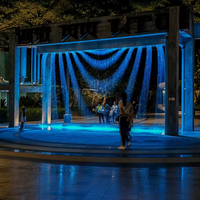 Fontaine numérique extérieure professionnelle à rideau d'eau, lumières RGB/laser, étanche IP68, construction en acier inoxydable