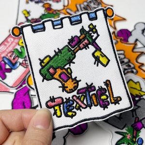 Individuelle Kreative Tier-Aufbügelpatches DIY Kawaii Japanische Lebensmittel-Abzeichen Niedliche Buchstaben-Logo Bestickte Patches für Hüte und Kleidung - Product Image 2