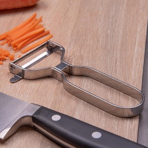 Éplucheur et trancheur de fruits multifonctionnel en acier inoxydable, design créatif pour la cuisine à domicile, utilisation efficace des légumes et des aliments - Product Image 3