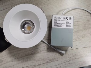Canada Cổ 2 ''8 W 4' '12 W 5cct Thay Đổi Độ Sáng Chống Lóa Ánh Sáng Tại Chỗ Vòng Sâu Regressed COB Downlight Với Hộp Nối - Product Image 6