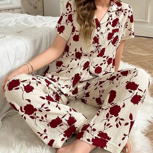 <span class=keywords><strong>Pigiama</strong></span> con Logo personalizzato da donna con stampa floreale e animale 2 pezzi Cardigan pantaloni lunghi con chiusura in vita elastica all'ingrosso pigiami estivi all'ingrosso - Product Image 2