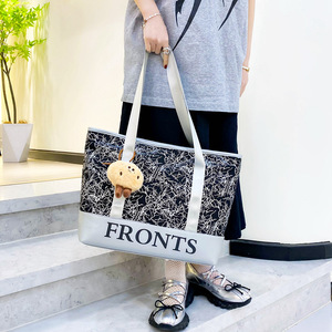 Fronts Women's Tote Bag Black White Zigzag Pattern Shoulder Crossbody Bag Spring 2024 Fashionable Design Everyday Use - Product Image 4