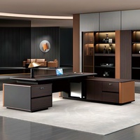 Ensemble de chaises de bureau de direction de luxe, style moderne minimaliste italien, bureau en forme de L avec armoire latérale pour usage commercial en bureau