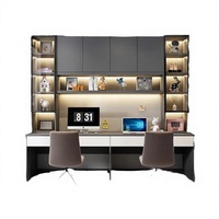 Bureau d'étude moderne personnalisé avec bibliothèque intégrée, armoire de rangement en mélamine, étagères vitrées et éclairage LED pour bureau à domicile