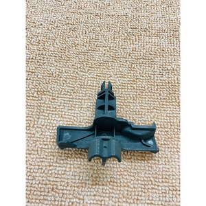 คลิปยึดกระจังหน้า Smart 451 รุ่น 4517570301C22A 4517570401C22A ซ้าย ขวา อะไหล่ทดแทน อุปกรณ์ยึดติดรถยนต์ - Product Image 3