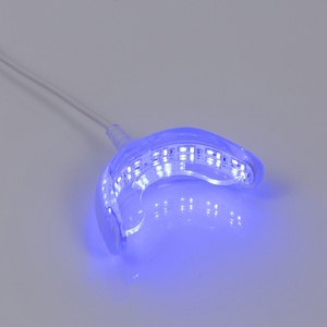 ชุดฟอกสีฟันมืออาชีพอเนกประสงค์ พร้อมไฟ LED คาร์บาไมด์เปอร์ออกไซด์ 35% ไม่ทำให้ฟันเสียว กลิ่นมินต์สดชื่น บรรจุในกล่องหรูหรา ได้รับมาตรฐาน CE - Product Image 4