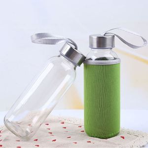 Bouteille d'eau en verre de haute qualité de 300 ml avec poignée - Product Image 3