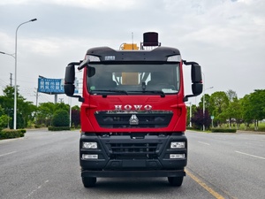 Camion-grue Sinotruk Howo 6X4 10 tonnes, 8x4 15 tonnes, Camion benne 20 tonnes avec grue, Grues de camion à vendre - Product Image 2