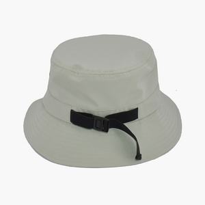 Casquette de surf imperméable pour l'extérieur Chapeau de surf en polyester avec logo personnalisé Chapeaux seau de surf réglables pour l'été - Product Image 3