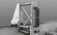 Machine d'impression flexographique en ligne pour étiquettes en film de polyéthylène