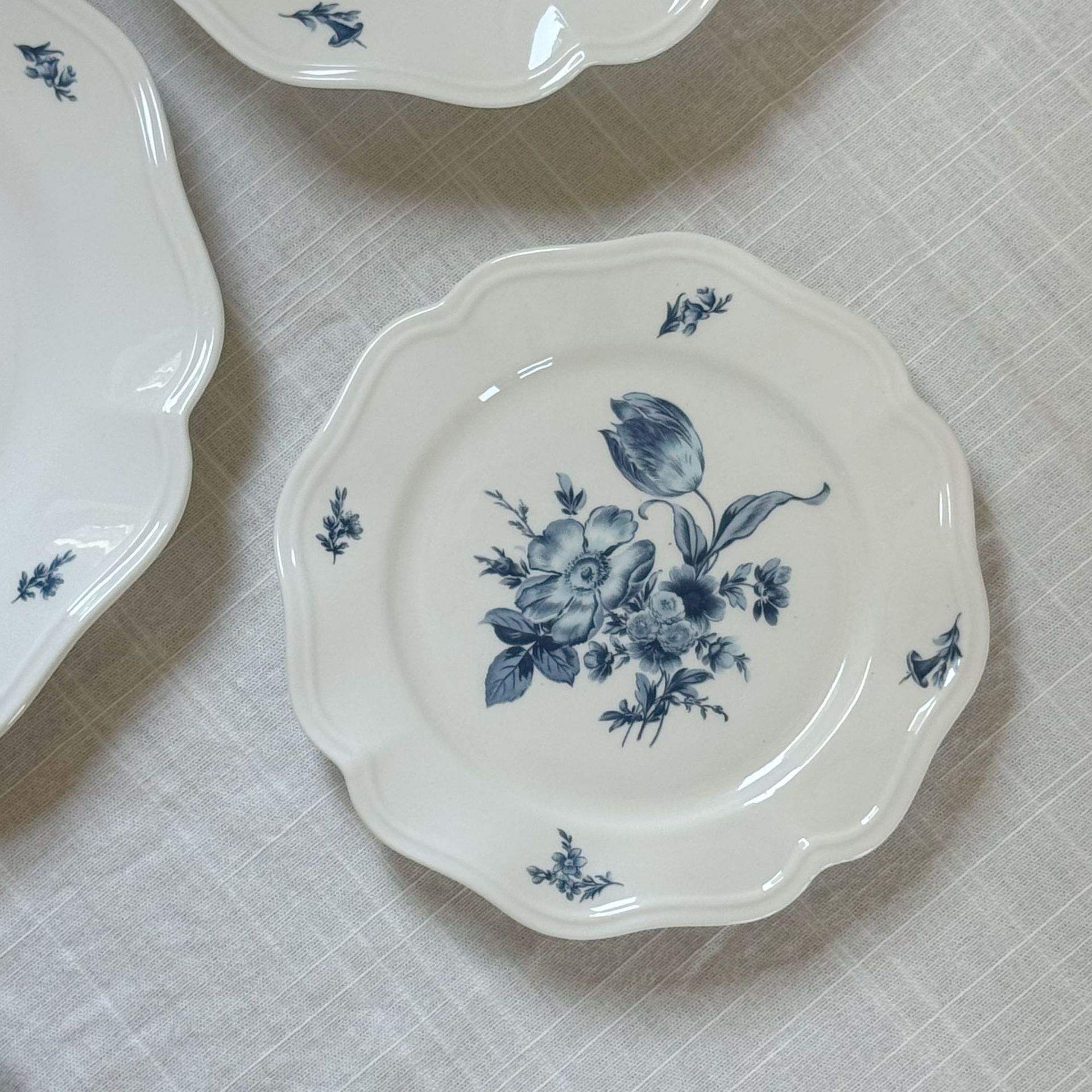 จานดอกไม้โบราณกลาง19ซม