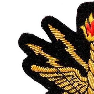 Badge brodé à la main en fil de soie de qualité supérieure, accessoire de mode pour vêtements, vente en gros - Product Image 2