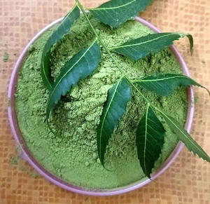 Poudre de feuilles de Neem finement broyée en vrac, poudre botanique verte de qualité supérieure pour les soins du visage, les soins capillaires, les savons faits à la main, les produits de bain - Product Image 1