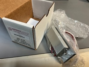 PLC <strong>Dortronics</strong> N5286-P23DA 5286 Series Narrow Stile Push Plate Switch Warranty Product - Product Image 1