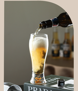 Vaso de Cerveza Transparente Extra Grande con Lámina de Oro de Lujo |   Ecológico, Capacidad de 201-300 ml |   Estilo minimalista |   Venta al por Mayor para Bares y Hoteles - Product Image 3