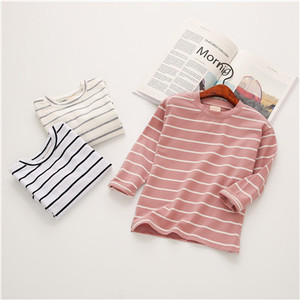 Nouveau T-shirt Premium à manches longues 180 g/m² avec trou pour le pouce - Product Image 2