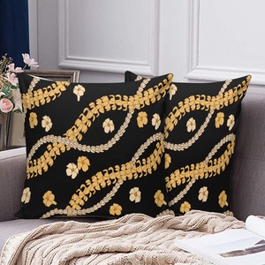 Cojines decorativos tropicales Hawaii Puakenikeni Pikake Lei Curve Lei Flower Fundas de almohada de satén Hawaiano - Product Image 1