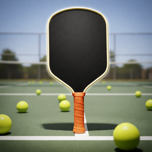 Raquette de pickleball Bread and Butter Loco Luzz Inferno avec noyau en mousse haute densité Boomstick Foam OEM Super Grit Surafce pour les joueurs avancés - Product Image 1