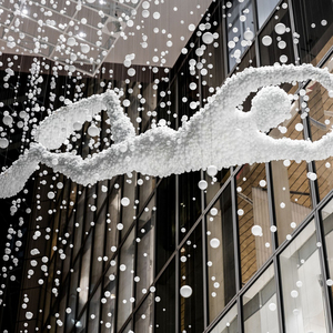 Lámpara moderna personalizada diseño de forma de personaje Art Deco Hotel Villa sala de estar araña de cristal LED de lujo grande - Product Image 1